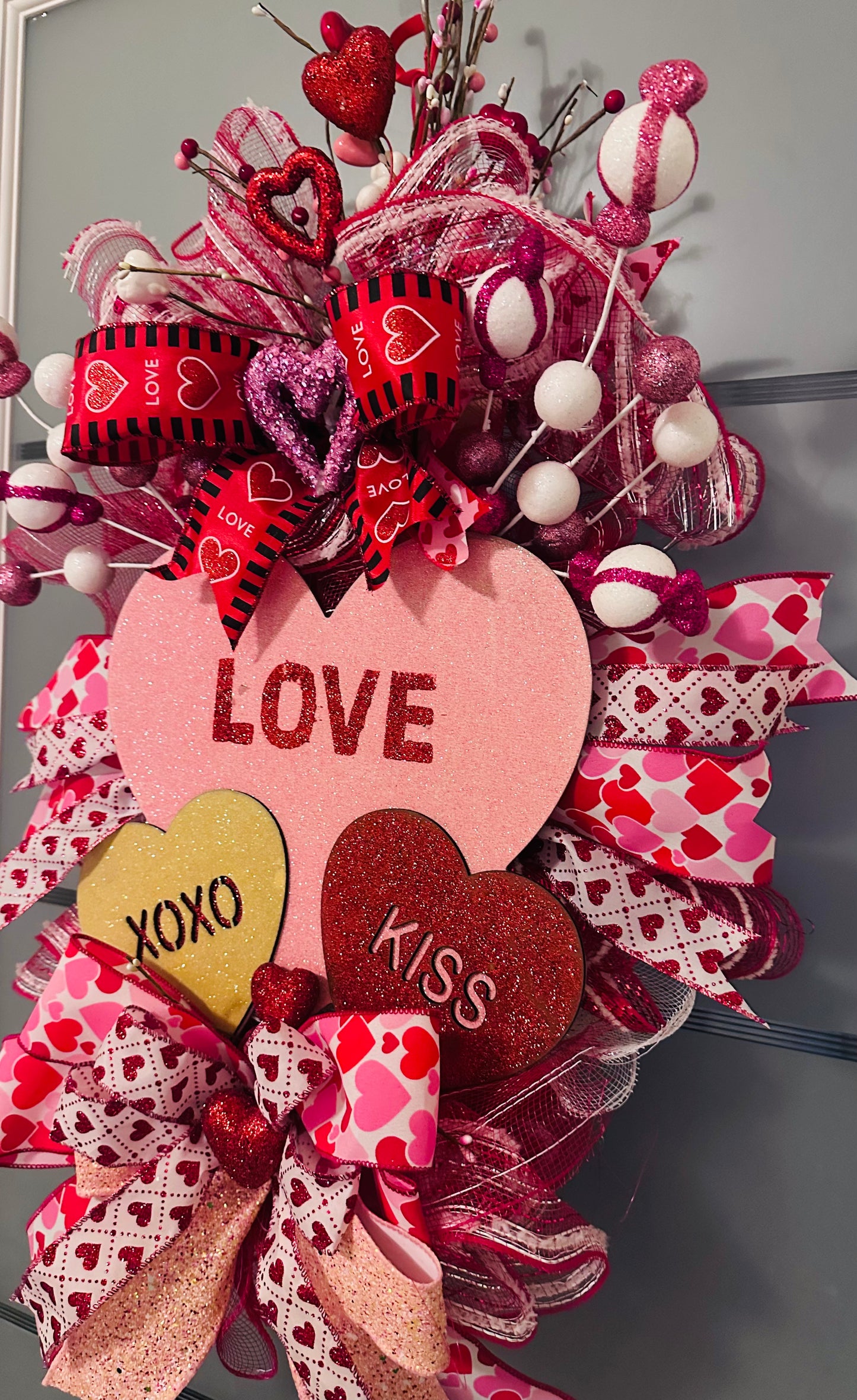 Large Valentine’s Day Teardrop Wreath with Glitter Hearts & Ribbons