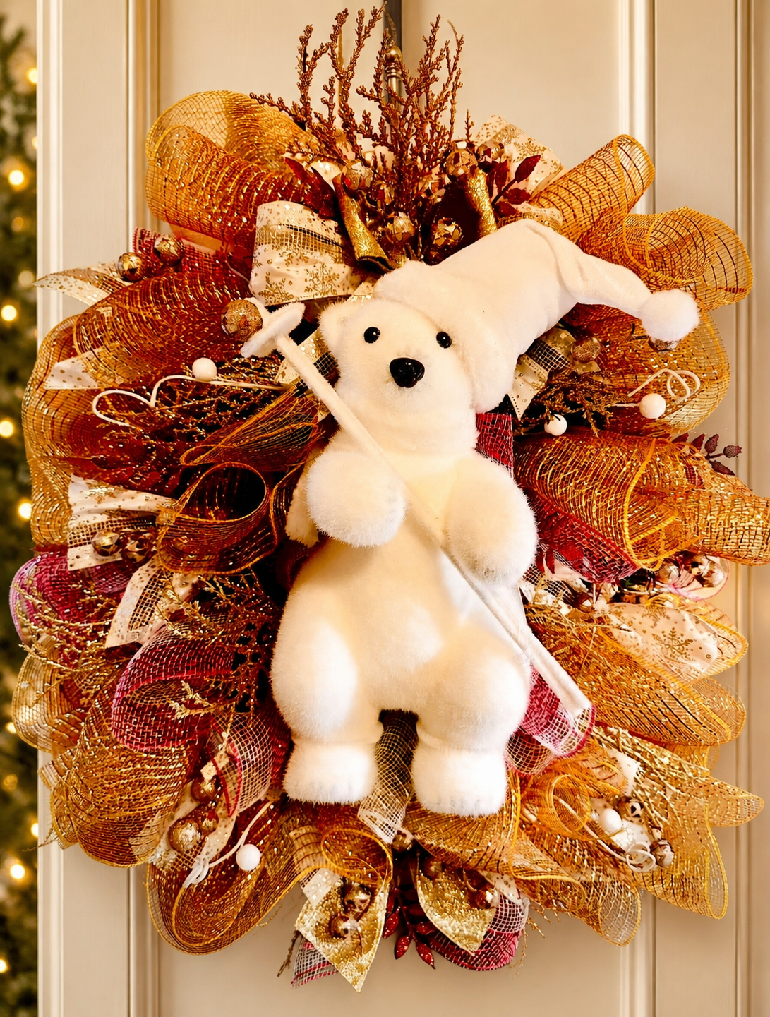 Golden Winter Polar Bear Christmas Wreath | Corona Navideña Oso Polar Dorada